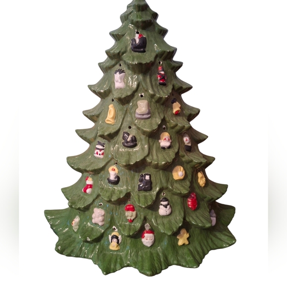 Vintage large ceramic christmas tree Approx 16" Handmade - Picture 3 of 13
